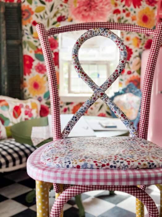Picture of the finished chair with the cute fabric all on.